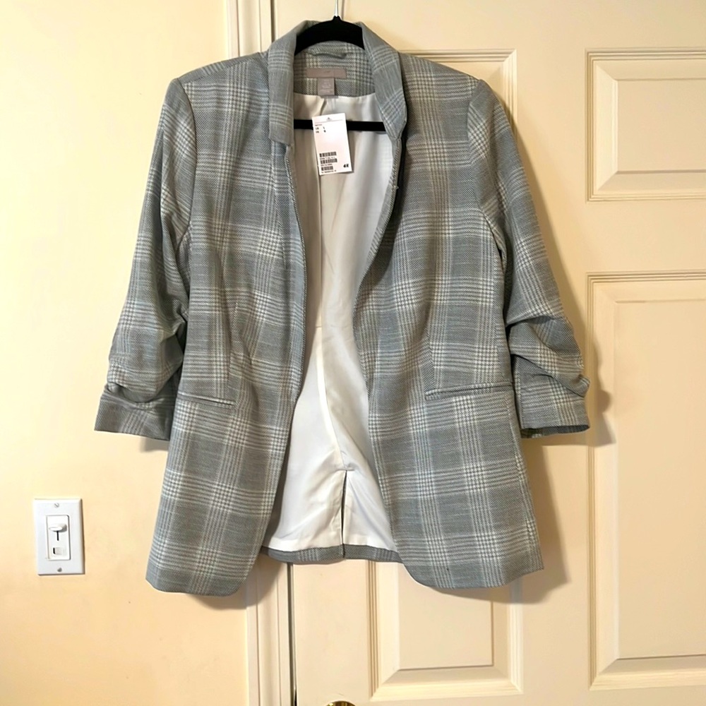 H&M black and white blazer